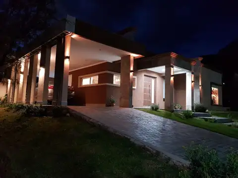 Casa en Venta en La Punta, Juan Martín de Pueyrredón