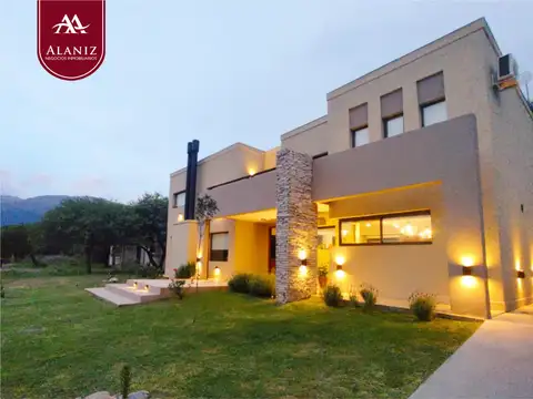 Casa en Venta en Los Molles, Junín