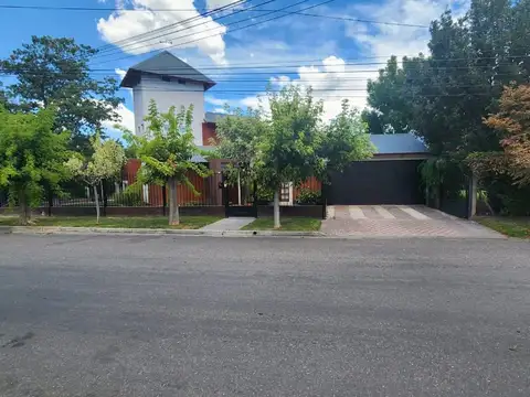 Casa en Venta en Juana Koslay, Juan Martín de Pueyrredón