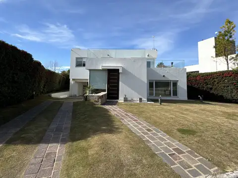 Casa en Venta en Juana Koslay, Juan Martín de Pueyrredón