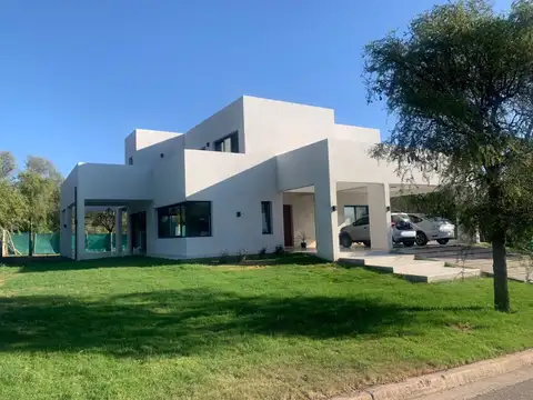 Casa en Venta en San Luis, Juan Martín de Pueyrredón