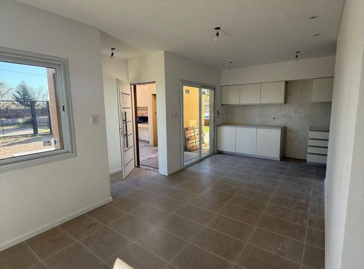 Casa · 70m² · 4 Ambientes