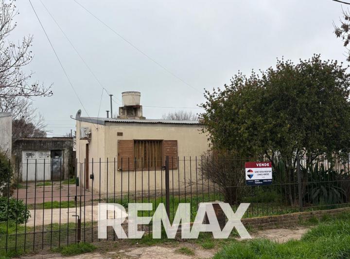 Casa · 40m² · 4 Ambientes · 1 Cochera