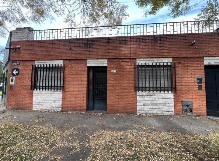 Casa · 174m² · 3 Ambientes · 1 Cochera
