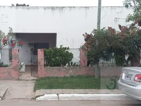 Casa en Venta en Villa Angela, Mayor Luis J. Fontana