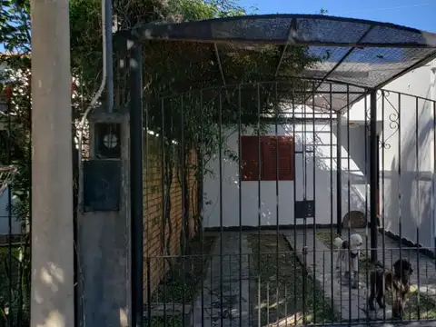 Casa en Venta en 100 Viviendas, Resistencia