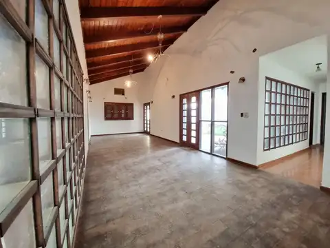 Casa en Venta en La Liguria, Resistencia