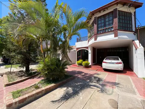 Casa en Venta en Villa Angela, Mayor Luis J. Fontana