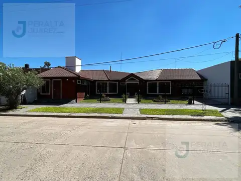 Casa en Venta en Villa Angela, Mayor Luis J. Fontana