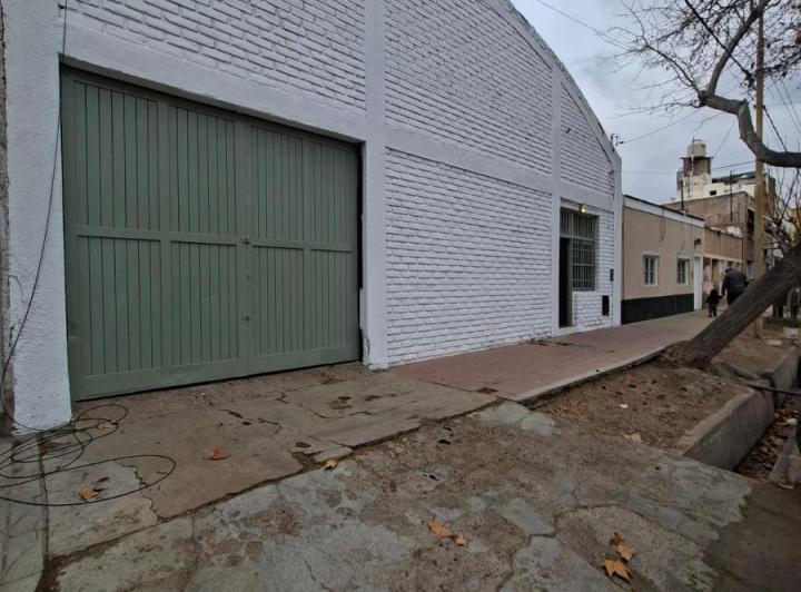 Local comercial · 110m² · 2 Ambientes