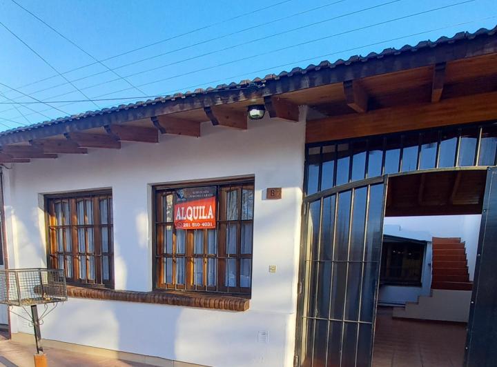 Casa · 150m² · 7 Ambientes · 1 Cochera