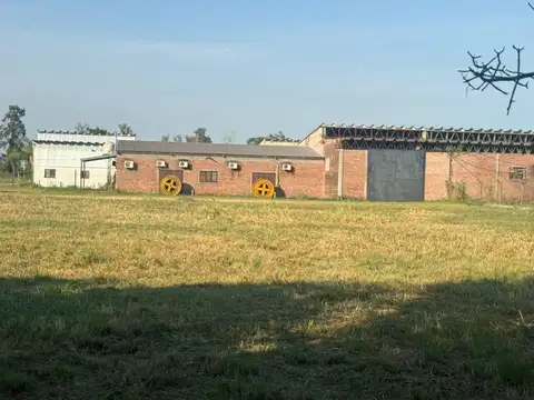 Galpón en Alquiler en Puerto Tirol, Libertad