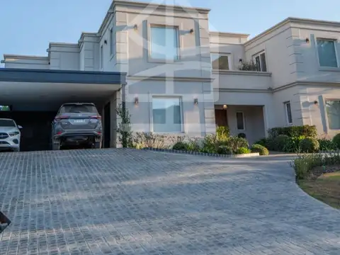 Casa en Venta en Praderas De San Lorenzo, Countries y Barrios Cerrados en San Lorenzo