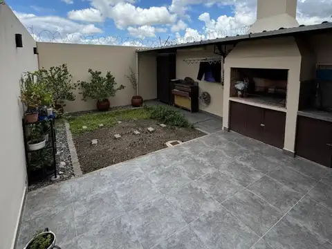 Casa en Venta en Barrio Grand Bourg, Salta