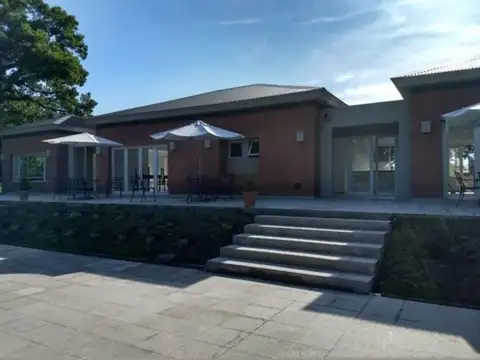 Casa en Venta en Terrazas De San Lorenzo, Countries y Barrios Cerrados en San Lorenzo