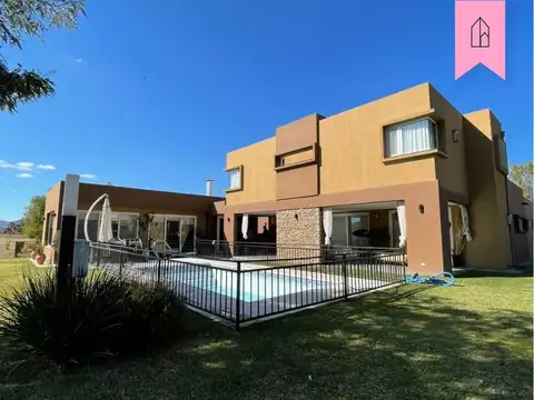 Casa en Venta en Limache, Capital