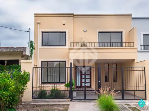 Casa en Venta en Barrio Grand Bourg, Salta