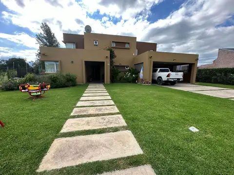 Casa en Venta en Zona Centro, Salta