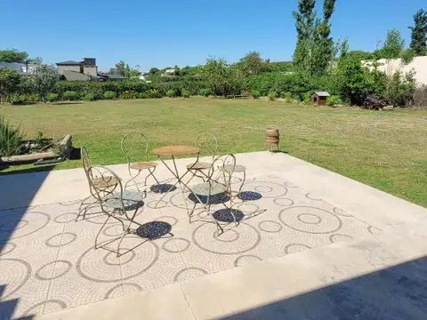 Casa en Venta en Praderas De San Lorenzo, Countries y Barrios Cerrados en San Lorenzo