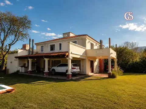 Casa en Venta en Villa San Lorenzo, La Caldera