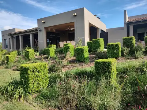 Casa en Venta en Valle Escondido, Countries y Barrios Cerrados en Salta Capital