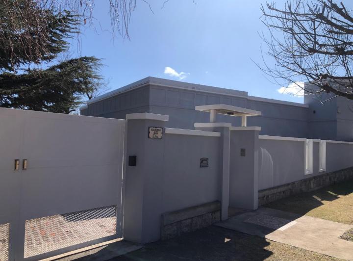 Casa · 231m² · 3 Dormitorios · 1 Cochera