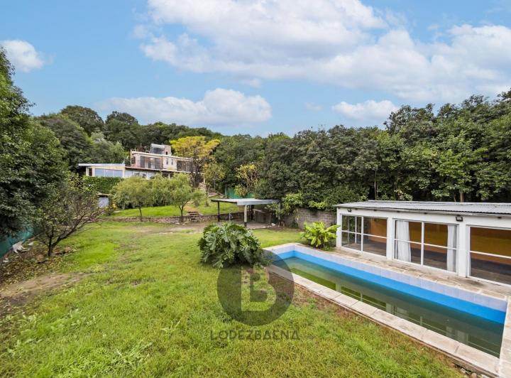 Casa · 825m² · 7 Ambientes · 2 Cocheras