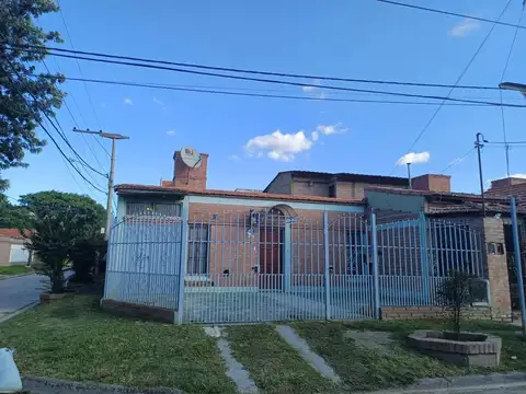 Casa en Alquiler en Zona Centro, Salta