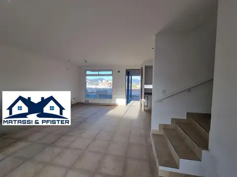 Casa en Alquiler en Barrio Grand Bourg, Salta