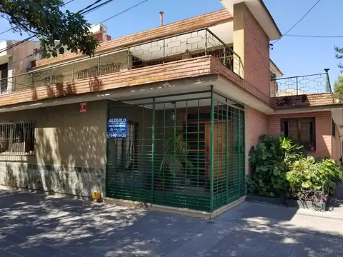 Casa en Alquiler en Zona Centro, Salta