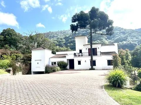 Casa en Alquiler en San Lorenzo, Capital