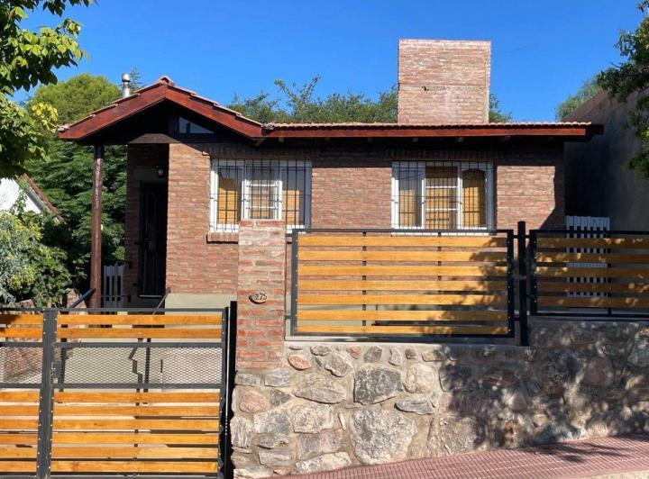 Casa · 55m² · 3 Ambientes · 1 Cochera