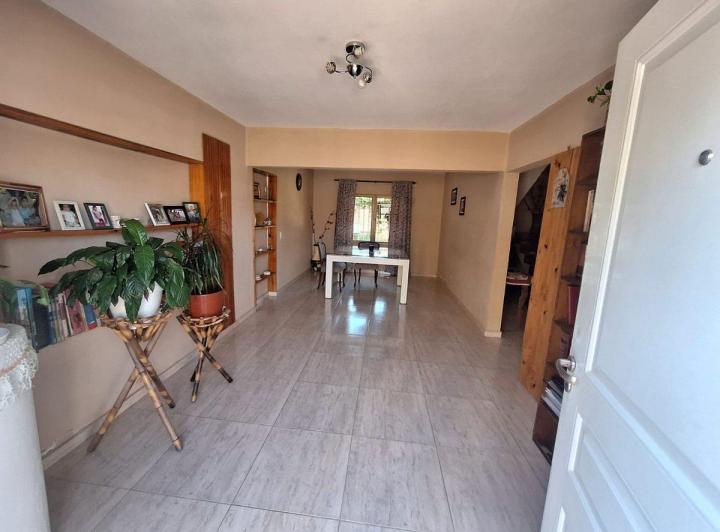 Casa · 333m² · 5 Ambientes · 1 Cochera