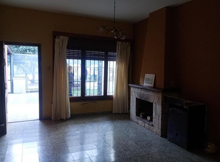 Casa · 179m² · 8 Ambientes · 2 Cocheras