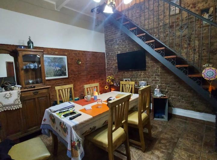 Casa · 120m² · 6 Ambientes