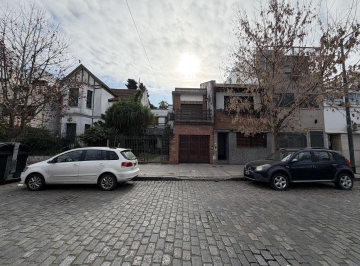 Terreno · 665m² · 5 Ambientes