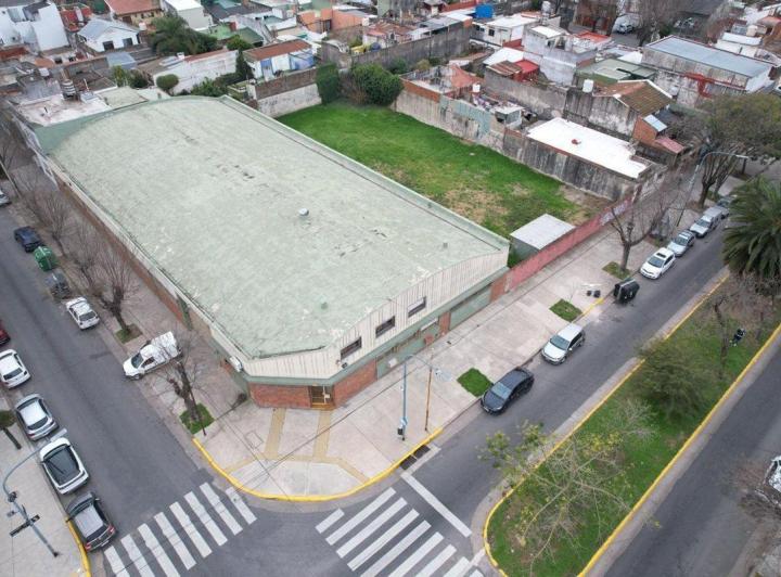 Terreno · 960m²