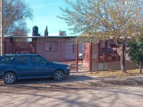 Casa en Venta en General Roca, Río Negro