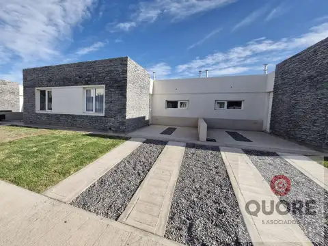 Casa en Venta en Cipolletti, General Roca