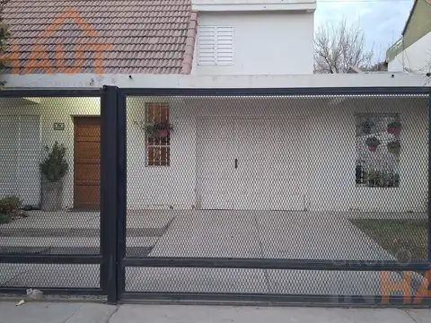 Casa en Venta en General Fernandez Oro, General Roca