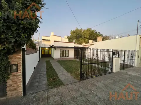 Casa en Venta en Villa Regina, General Roca