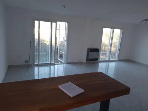 Casa en Venta en Centro, Cinco Saltos