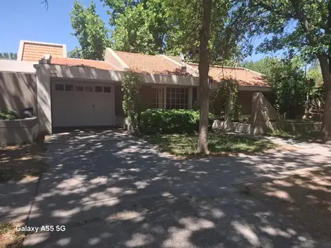 Casa en Venta en Cipolletti, General Roca