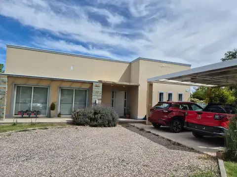 Casa en Venta en General Roca, Río Negro