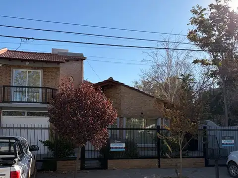 Casa en Venta en Cipolletti, General Roca