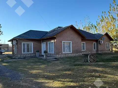Casa en Venta en Cipolletti, General Roca