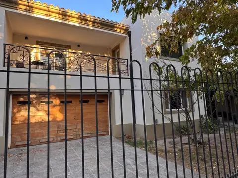 Casa en Venta en Cipolletti, General Roca