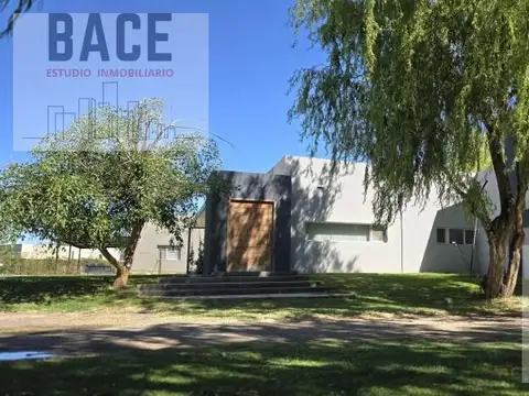 Casa en Venta en Cipolletti, General Roca