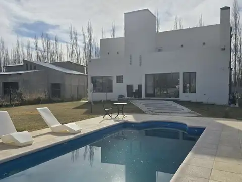 Casa en Venta en Villa Del Rio, General Roca