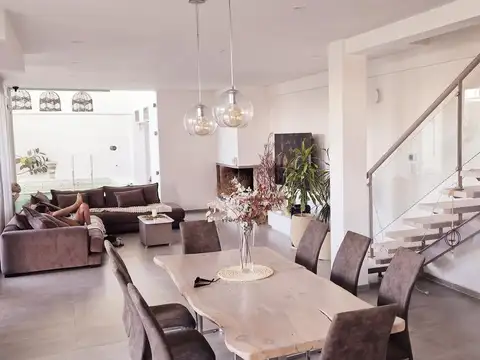 Casa en Venta en General Roca, Río Negro